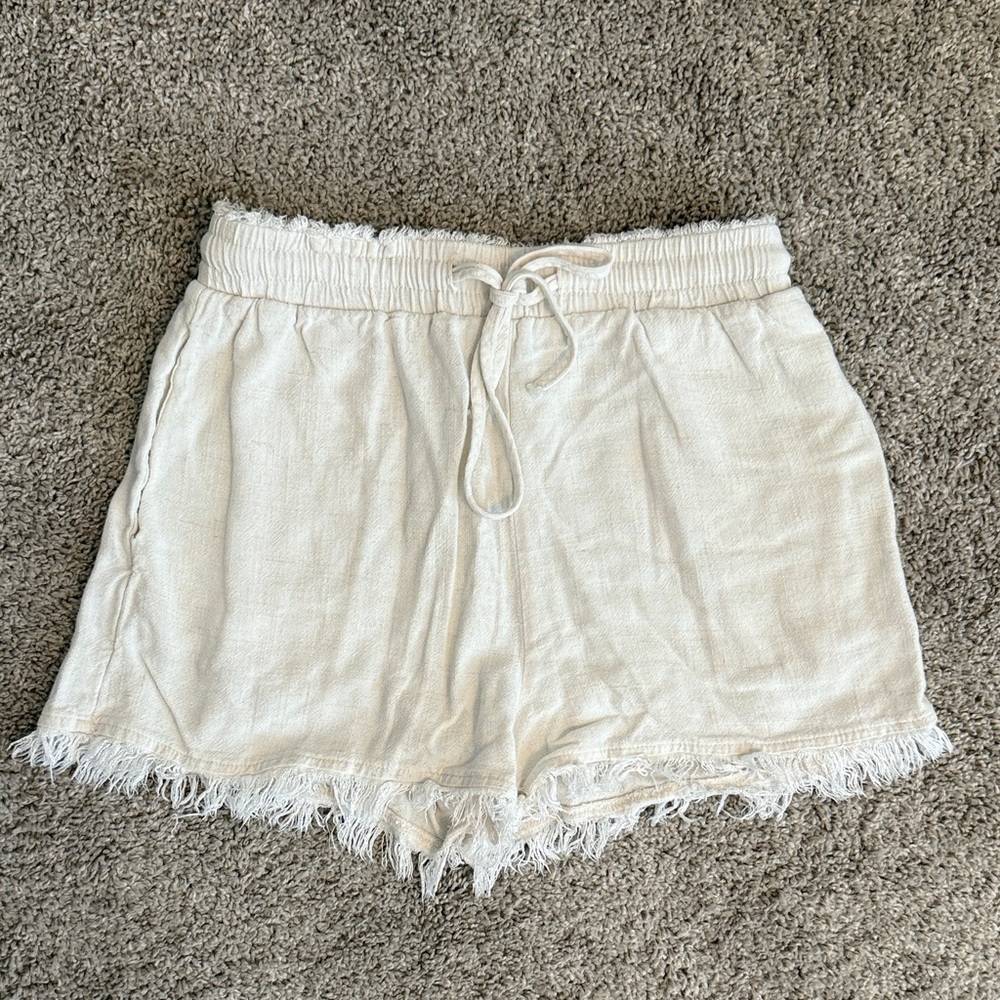High Waist Cream Frayed Hem Women's Shorts